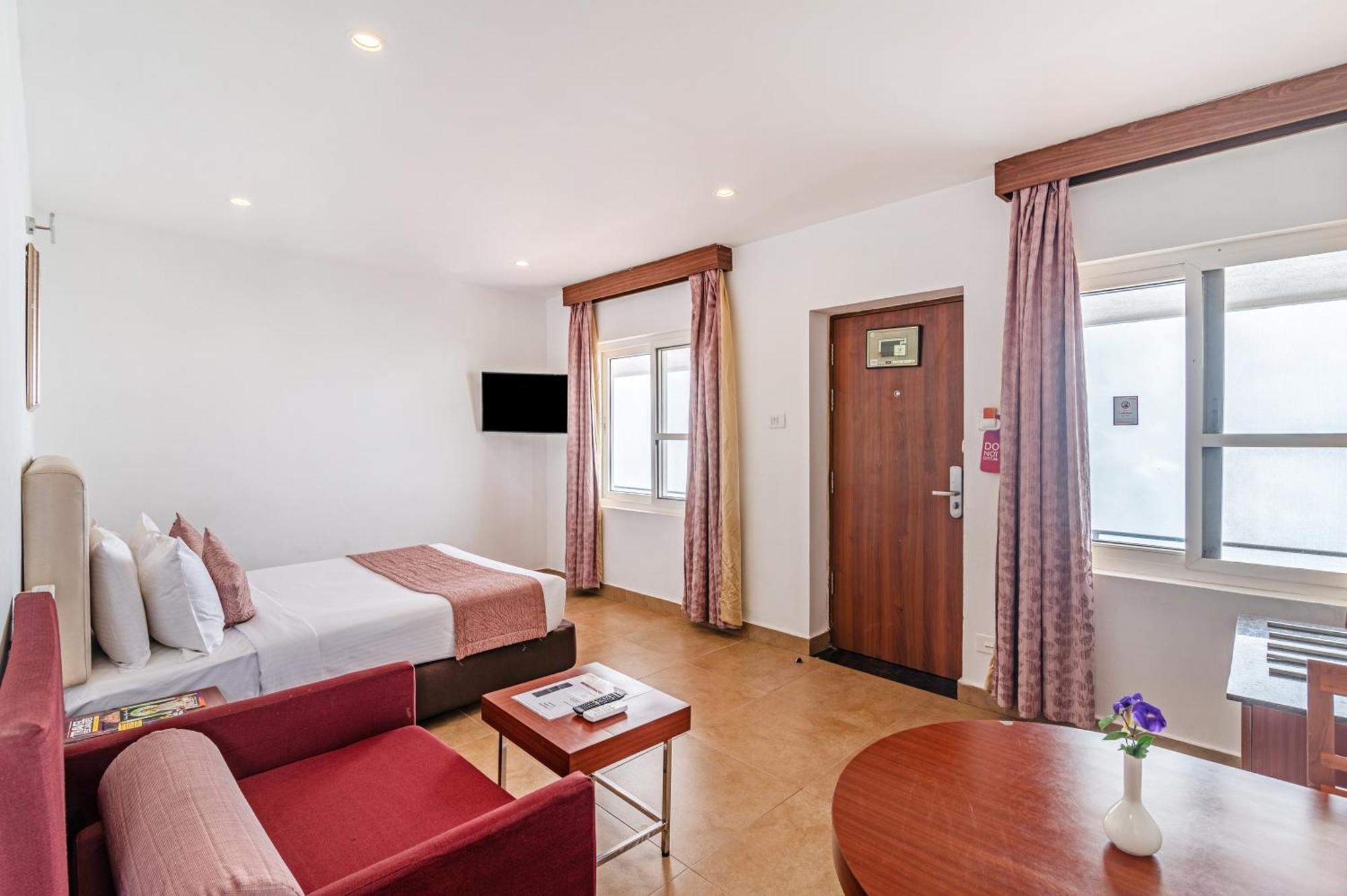 Hotel Sterling Yercaud Esterno foto